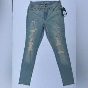 Universal Thread Light Blue Distressed Skinny Jeans Size 4 NWT